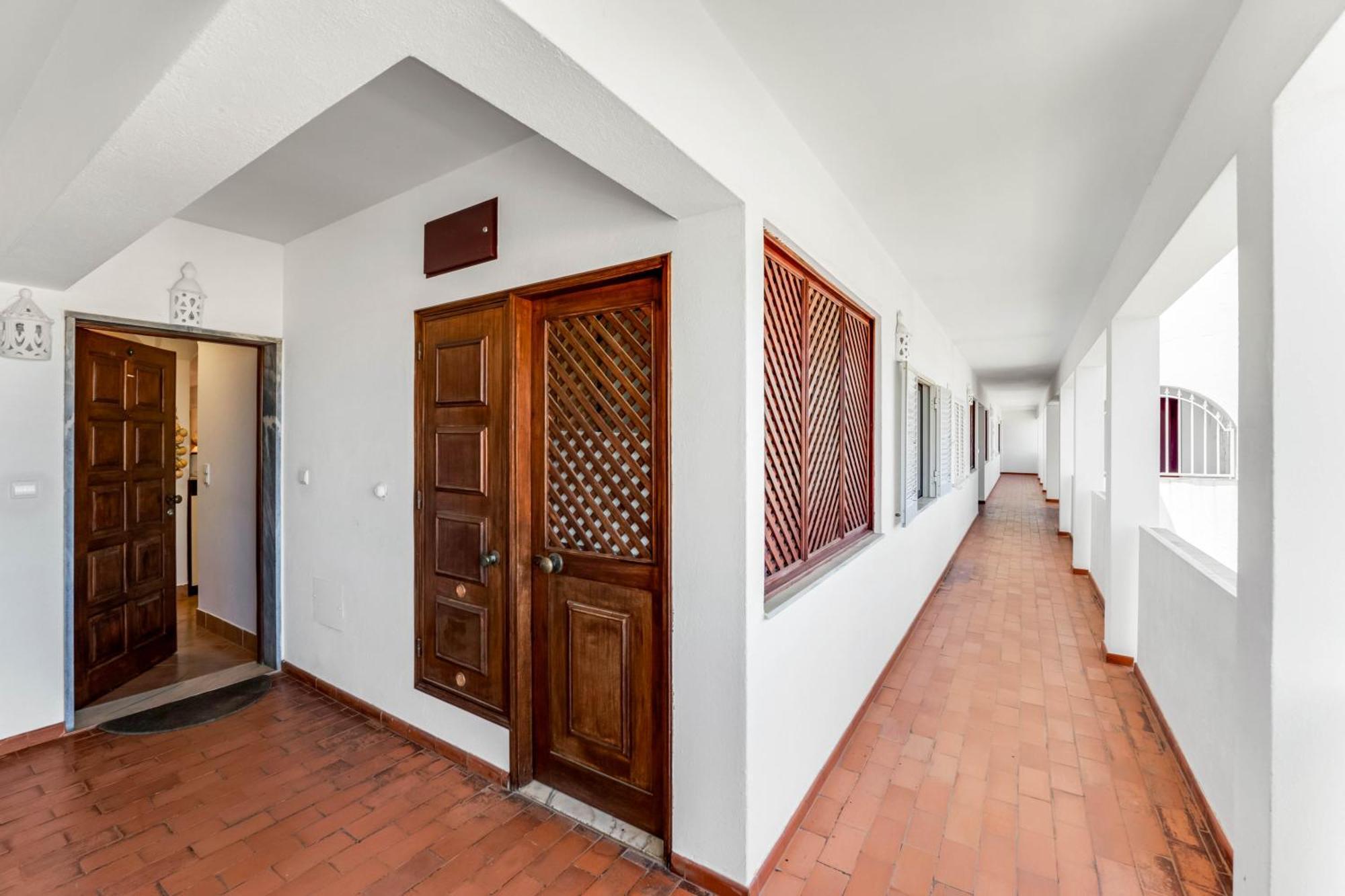 Pine Trees Penthouse Apartment Olhos de Agua  Ngoại thất bức ảnh